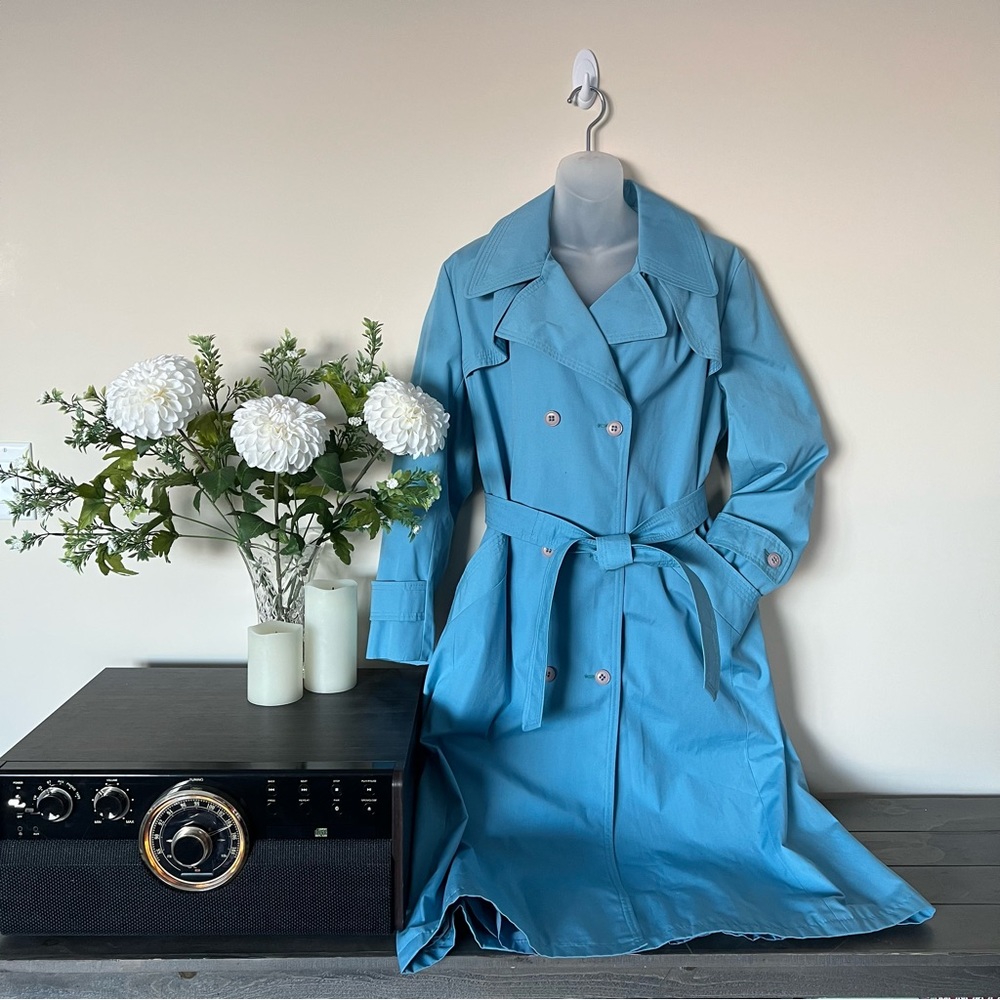 Blue Croydon (made in Poland) spring trench, vintage size 18